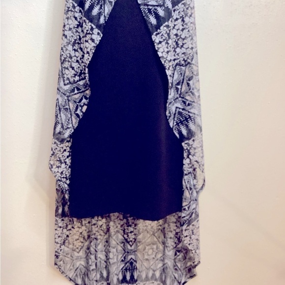 Material Girl Sleeveless crop Dress - Picture 3 of 10